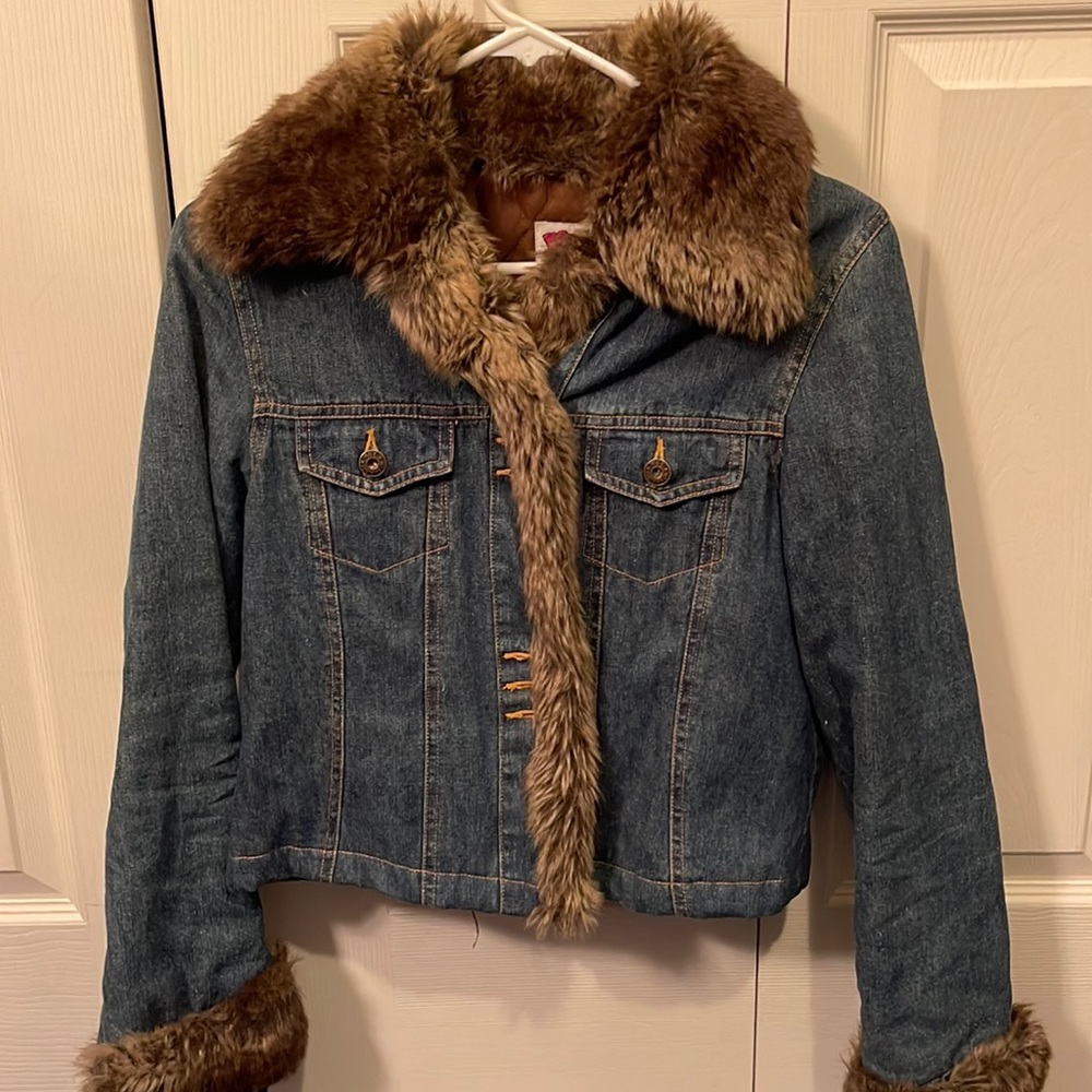 Womens size small denim jacket with faux fur trim